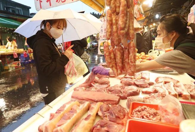 中華民國養豬協會表達深切憂慮，認為此舉可能影響多年累積的養豬產業成果，嚴重打擊豬肉產業及國際競爭力。（報系資料照）