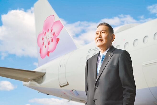 图为华航董事长谢世谦，享寿73岁。图／华航提供
