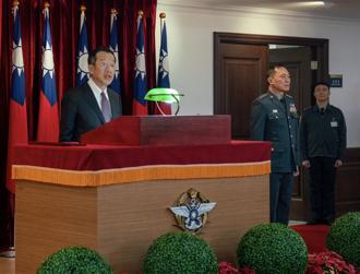 顧部長主持軍備副部長新職介紹