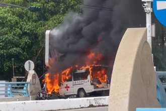 彰化救護車碰撞機車起火！28歲女騎士噴飛墜地 全身血送醫不治