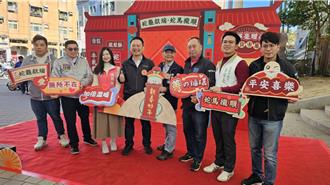 桃園龜山名家揮毫送春聯 公所感謝暖心企業