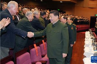 大陸中央軍委舉行慰問演出 習近平親臨送上新春祝福