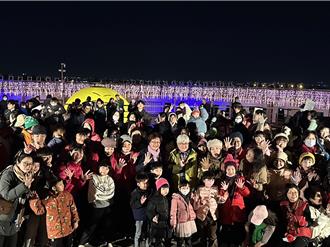 彰化月影燈季 500人跳16蹲