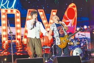 阿信被國璽偷吻掀高潮