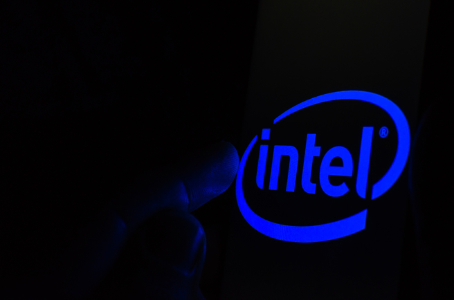 英特尔收购传闻再起，带动周五股价大涨逾9%。（示意图/达志影像/shutterstock）
