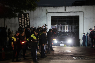 不爽被問「親人被殺」 挺廢死反嗆：你死爸媽殺掉兇手就滿足嗎