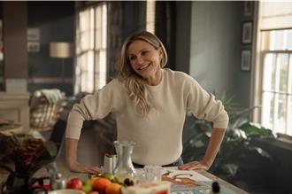 隱退10年回歸影壇 卡麥蓉狄亞直呼「一生中最美好時光」