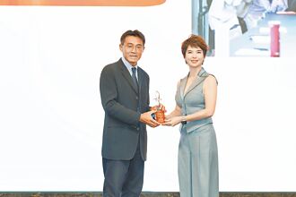 亞尼活力蕭靜如 獲女性創業菁英獎