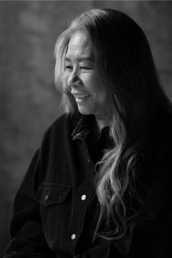 陈小霞暌违20年再发片。（华研国际提供）