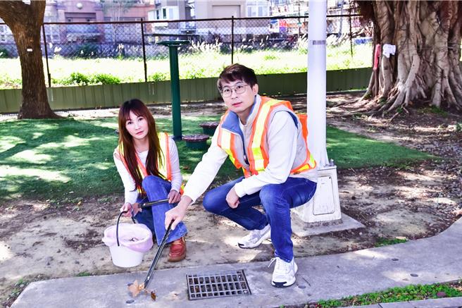 王宥忻的老公20日陪同她出席活动。（固力狗提供）