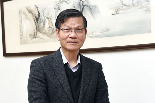 即使多次和诺贝尔奖擦身而过，前中研院院长翁启惠在生技产业的世纪大战中，却让台湾变大了。图／顏谦隆