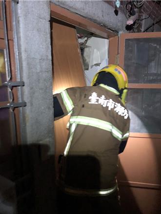 6.4強震！台南平房倒塌3人一度受困　消防救援全數救出