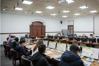 光復路民眾常冒險穿越馬路 竹市府擬設實體分隔島