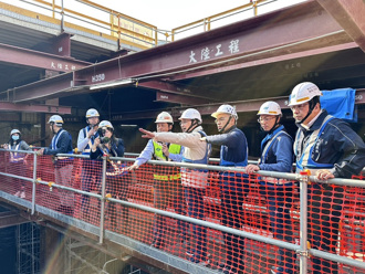 北环段新店芦洲将「一车到底」 班距减至3分半！全国首座地下机厂结合公园 侯友宜：北机厂进度超前