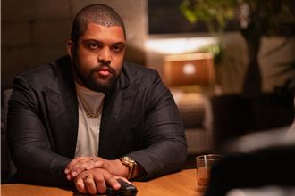 星二代多國語言流利切換！為動作戲狠甩15公斤超敬業