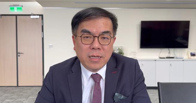 环境部长彭启明今(21)日表示，依过去美国第1次退出巴黎气候协定的情况分析，虽然美国还是有明显的减碳成效，但对全球减碳速度来说，还是出现短时间的停滞，但不会因此改变全球整体的减碳浪潮。(环境部提供)