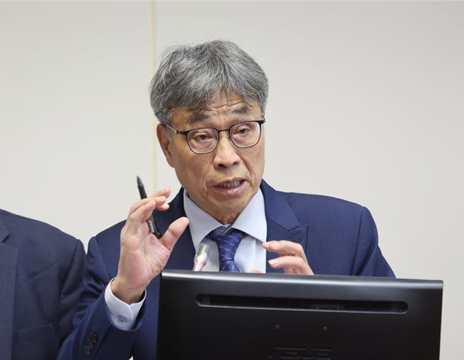 农业部长陈骏季。（本报资料照）