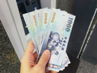 政府過年前發錢！今入帳4000元 明、後天還有11筆