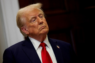 川普狂裁千人！1類員工直接放假 四星上將被解職