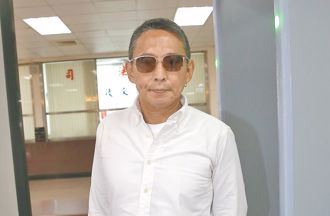 鈕承澤明早出監回家過年！社會記者爆破壞腳鐐「超慘下場」