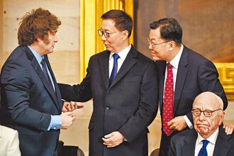 川普兩手策略 台需謹慎務實