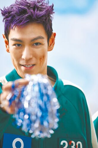 T.O.P復出《魷魚2》 謝導演伸出援手