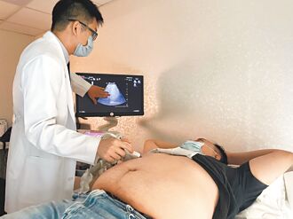 過年猛吃狂熬夜 當心血糖失控