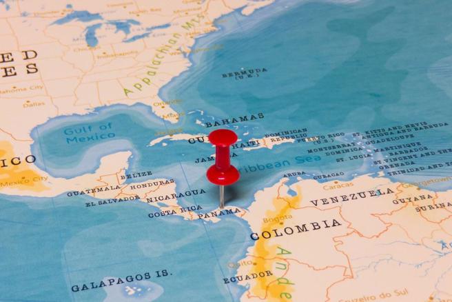 川普喊话要拿回巴拿马运河。（示意图/达志影像/shutterstock）