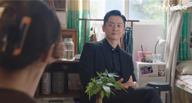 張振朗剛以《反黑英雄》奪得雙料視帝。（台灣大哥大MyVideo提供）