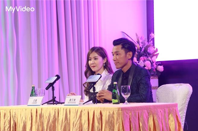 劉佩玥（左）因《逆天奇案》的腹黑夫妻檔壞到爆紅。（台灣大哥大MyVideo提供）