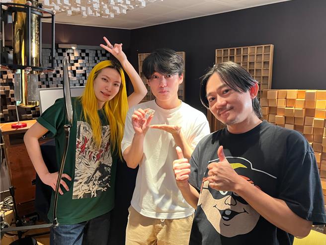 Tizzy Bac新单曲〈失去做梦能力的人们〉，请来知更加入演唱。（相信音乐提供）