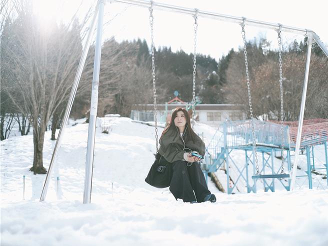 苏慧伦〈抬头纹〉MV前往日本取景。（相信音乐提供）