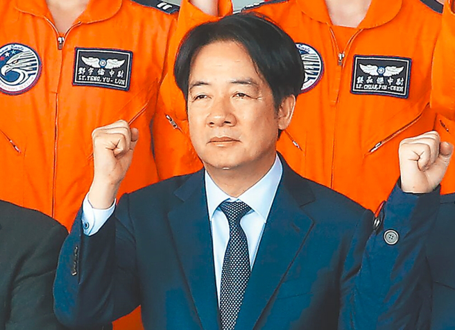 總統賴清德對總預算的發言引發爭議。圖為賴清德21日到台東勗勉陸、海、空軍部隊。（示意圖／資料照／趙雙傑攝）