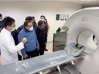 土城醫院成立達文西微創手術中心 侯友宜親自體驗操作