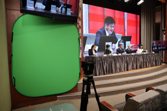 政院請不起手語老師？王鴻薇怒爆1事：不要演過頭