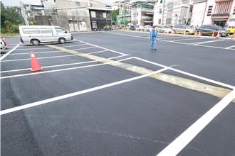 基隆暖暖过港路停车场启用 提供69席车位