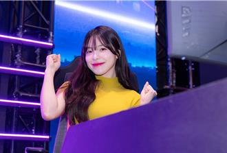 台北國際電玩展 啦啦隊女神李多慧、趙娟週成亮點