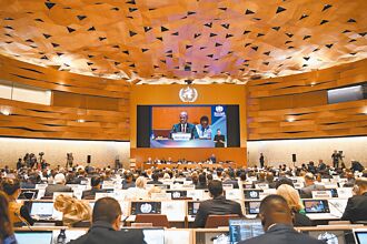 港媒分析 美退群留領導權真空 待陸填補