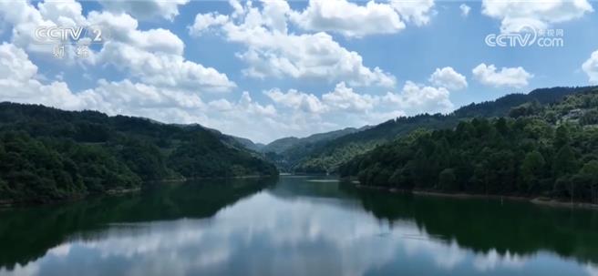 近日，大陆水利部、财政部等六部门联合印发《关于全面推进幸福河湖建设的意见》