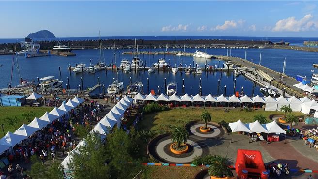 基隆市政府23日宣布，将与财政部国有财产署合作八斗子游艇港改良开发计画，预计于2月中旬上网招商。图为八斗子游艇码头现况。（基隆市政府提供／徐佑升基隆传真）