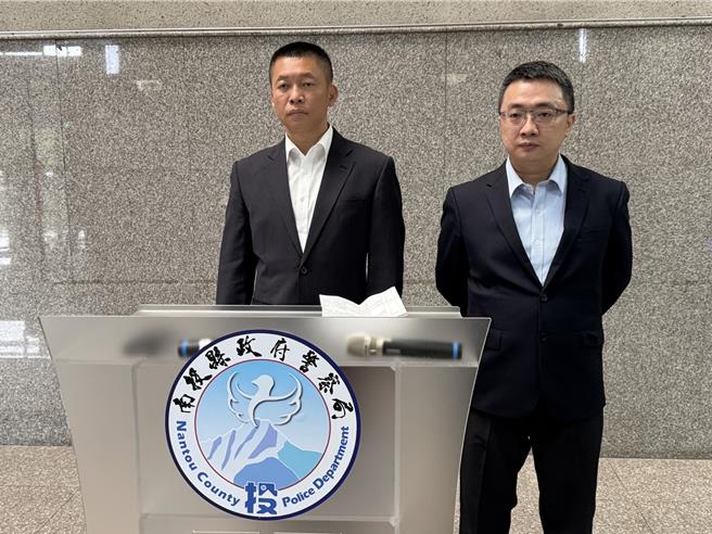 南投县警察局谢姓警务参、刑大陈姓分队长涉泄密遭交保，南投县警局王国峯、刑警大队大队长萧荣哲强调本案自清自检，已将2警记过。（杨静茹摄）