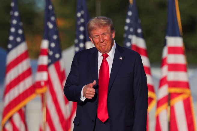 川普2024年7月在宾州户外造势集会遇刺。（资料照／路透）