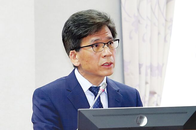 金管会主委彭金隆在2025年新春记者会中点评台股「价量齐扬」四字。图／本报资料照片