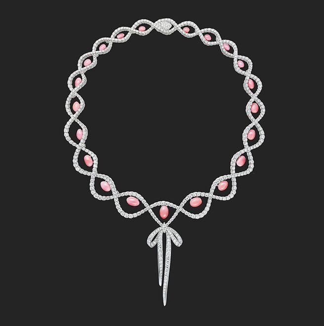 MIKIMOTO的The Bows頂級珠寶系列孔克珠項鍊。（MIKIMOTO提供）