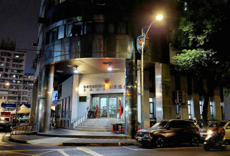 新北7惡煞當街追砍！男子雙腿中多刀送醫  海山警逮3嫌