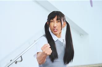 潘若迪扮女裝現身校園 驚人畫面曝光嚇壞「她們」