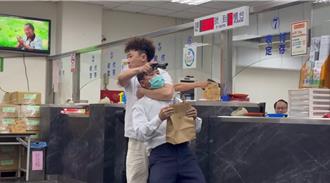 「黑白大廚」來台搶銀行？ 高雄警防搶演練超吸睛