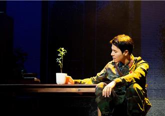 《愛的迫降》音樂劇明在台首演！他接棒玄彬「帥到腿軟暈倒」