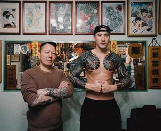 刺青风潮》王阳明与玉米「包手」都来这 传说中的刺青师「雕富」