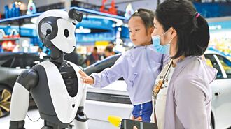 人形機器人潛力大 台鏈吃香